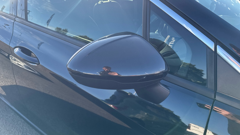 Vauxhall Astra 1.4T 16V 150 SRi Vx-line Nav 5dr Petrol Hatchback